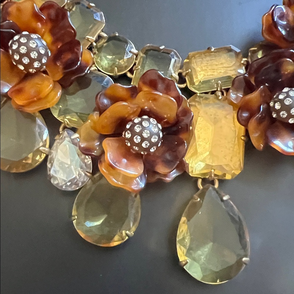 Vintage J. Crew Crystal Gold and Tortoise  Floral Statement Necklace - Picture 3 of 8